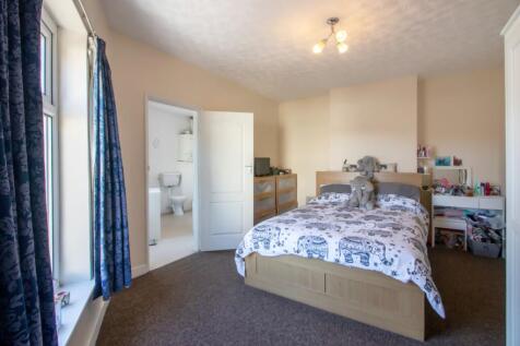 Bedroom1_-5