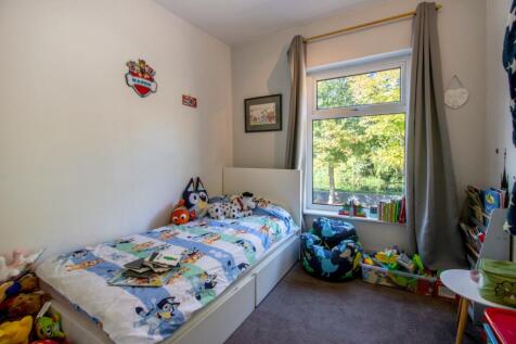 Bedroom2-5