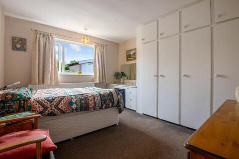 Bedroom2-3