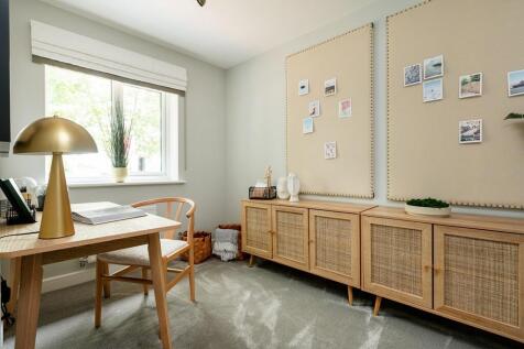 The third bedroom is well suited to a child&#39;s room or home office