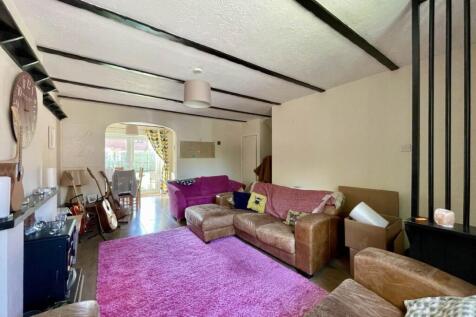 Lounge 1