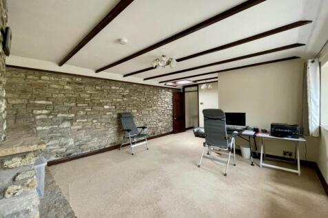 Lounge 2