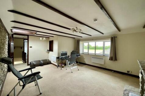 Lounge 3