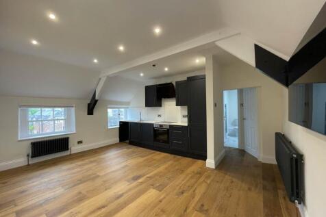 Lounge Kitchen
