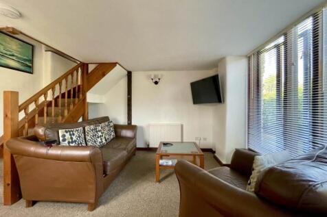 Lounge 1