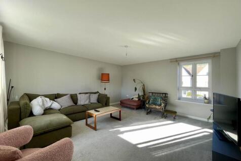 Lounge 1