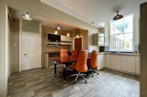 Kitchen 3