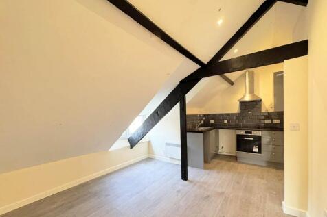 Lounge/Kitchen