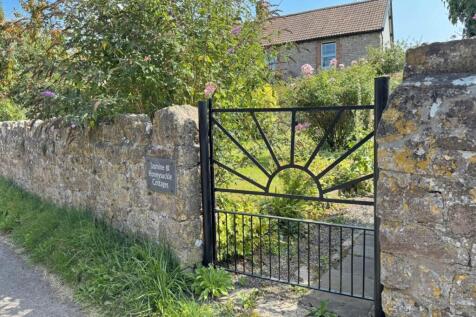 Gate