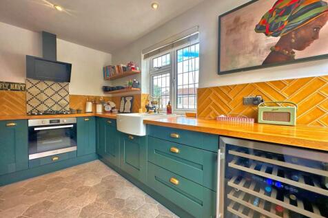 Kitchen 3
