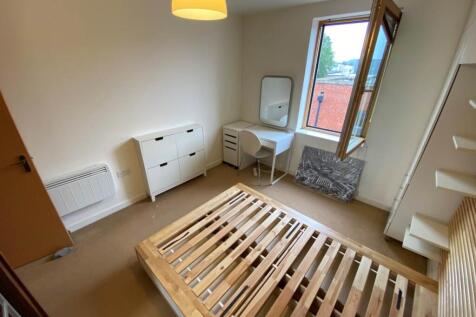 Bedroom Further Phot