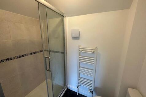 En-suite 1