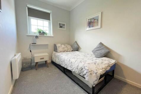 Bedroom2
