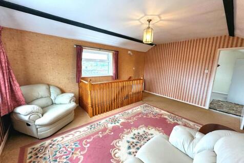 Lounge 3