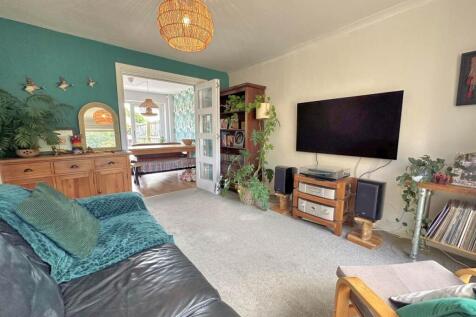 Lounge 1