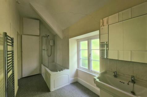 Small Bath