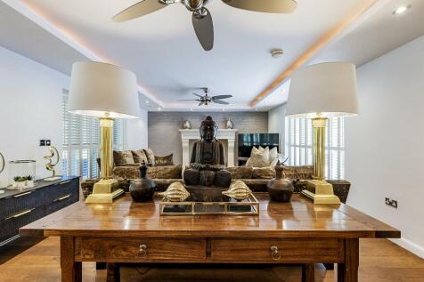 2nd Lounge