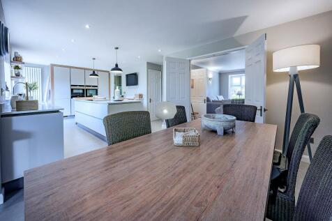 Kitchen Dining Area