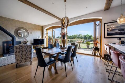Dining/Living area