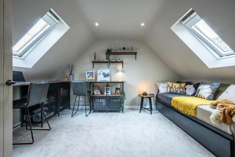 Bedroom 3 / Study