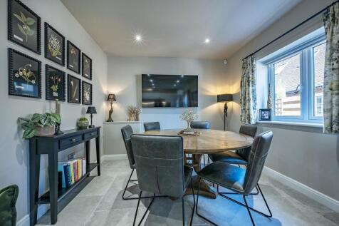 Dining area.jpg