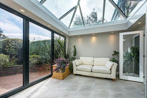 Garden Room.jpg