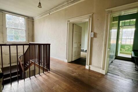 Landing - Main House