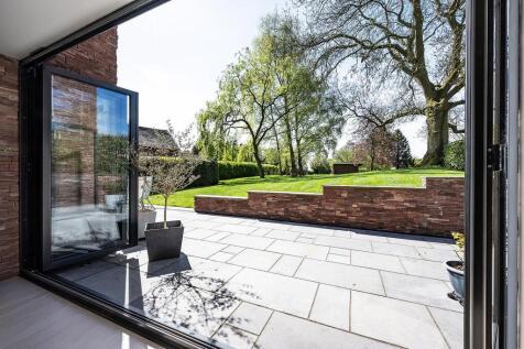 Bifold Doors to Patio