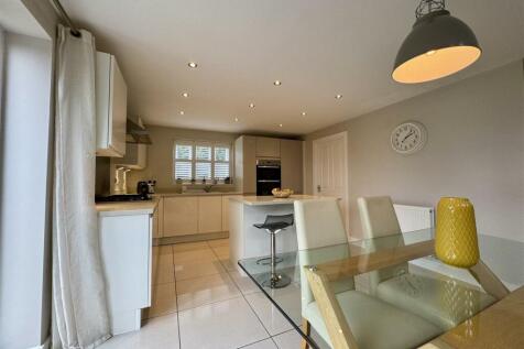 DINING SPACE