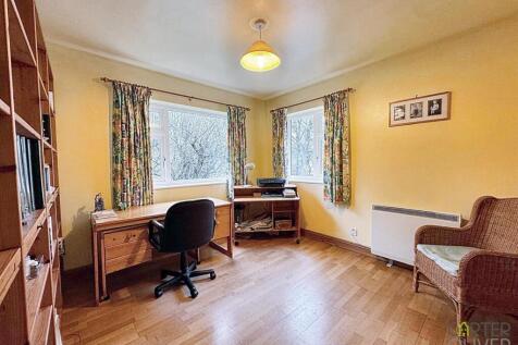Bedroom 3 (First Floor)