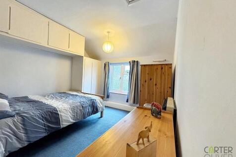 Bedroom 3 (First Floor)