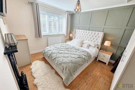 BEDROOM 1 (REAR)