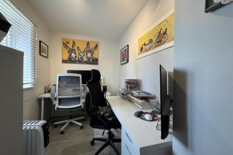 STUDY / RECEPTION 2