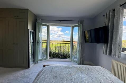 VIEW TO JULIETTE BALCONY B.jpg