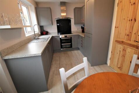 DINING KITCHEN.jpg