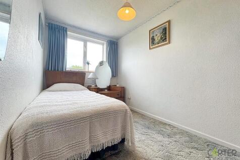 BEDROOM 4 (REAR)