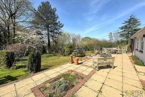 PATIO AREA