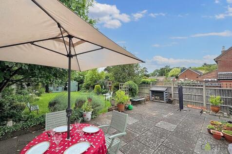REAR PATIO