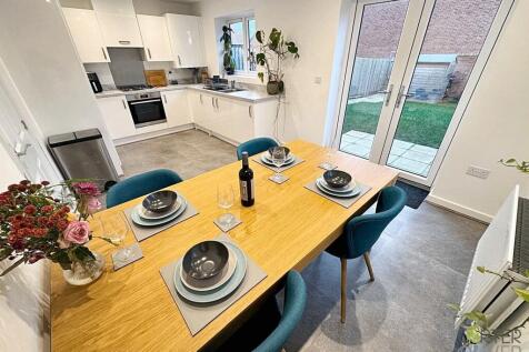 DINING KITCHEN