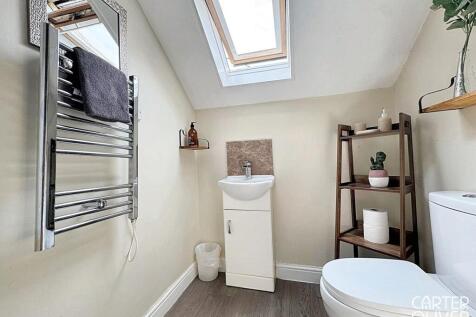 BEDROOM 2 ENSUITE