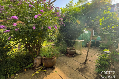 REAR COURTYARD