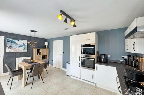 DINING SPACE