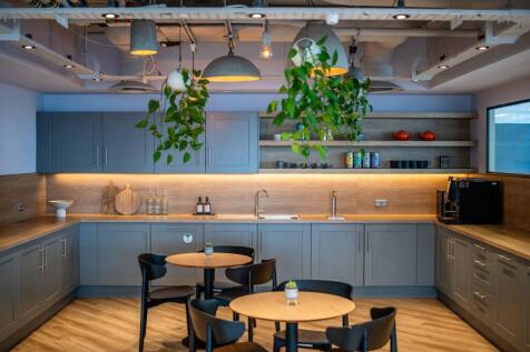 Kitchen  Breakout Area.jpg