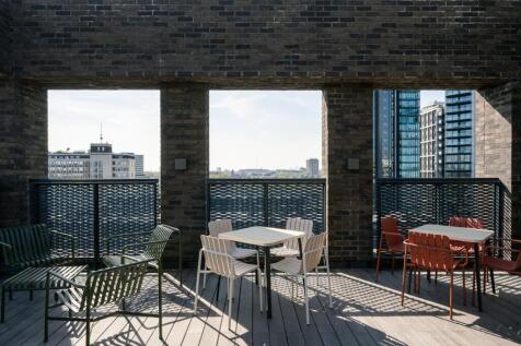Vauxhall Walk_ Francesco Russo_WebSize_023.jpg