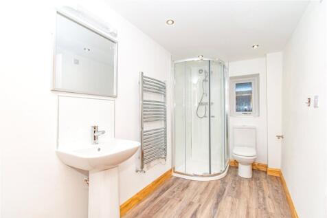 Bedroom 1 Ensuite