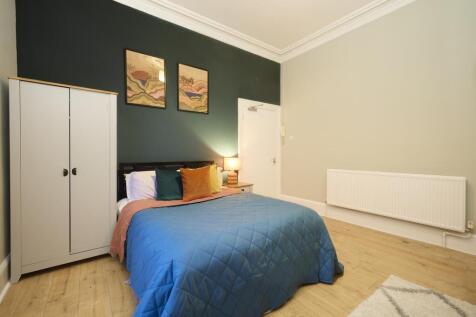 College Grove Road 0006.JPG