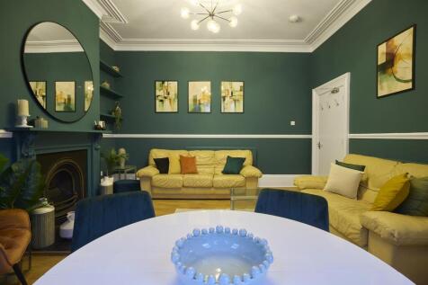 College Grove Road 0004.JPG