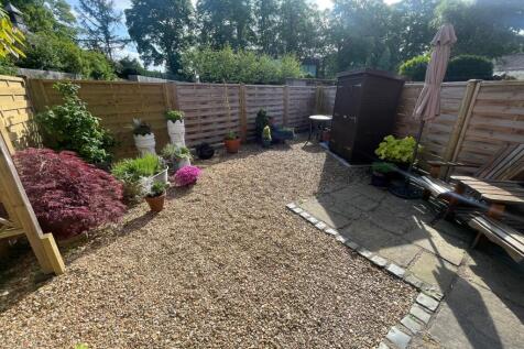 rear garden .JPG