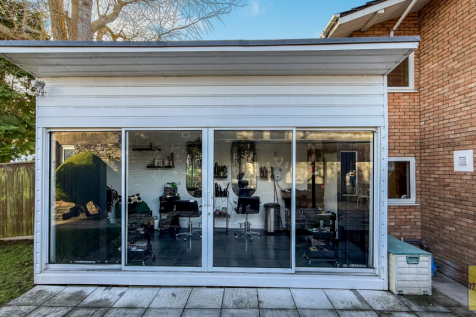 Garden room