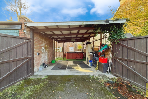 Car port